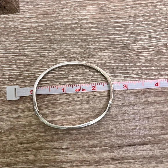 SALE Sterling silver alpaca clasp bracelet - Picture 6 of 10